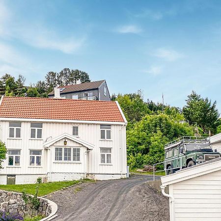 Awesome Home In Kristiansund With House Sea View Exterior foto